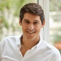 [Rafael Llanes] Profesor